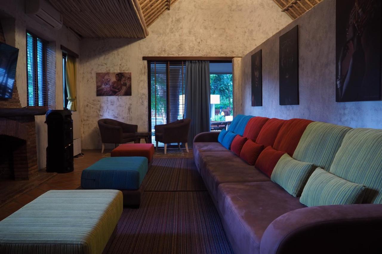 Baanpong Lodge San Kamphaeng Экстерьер фото
