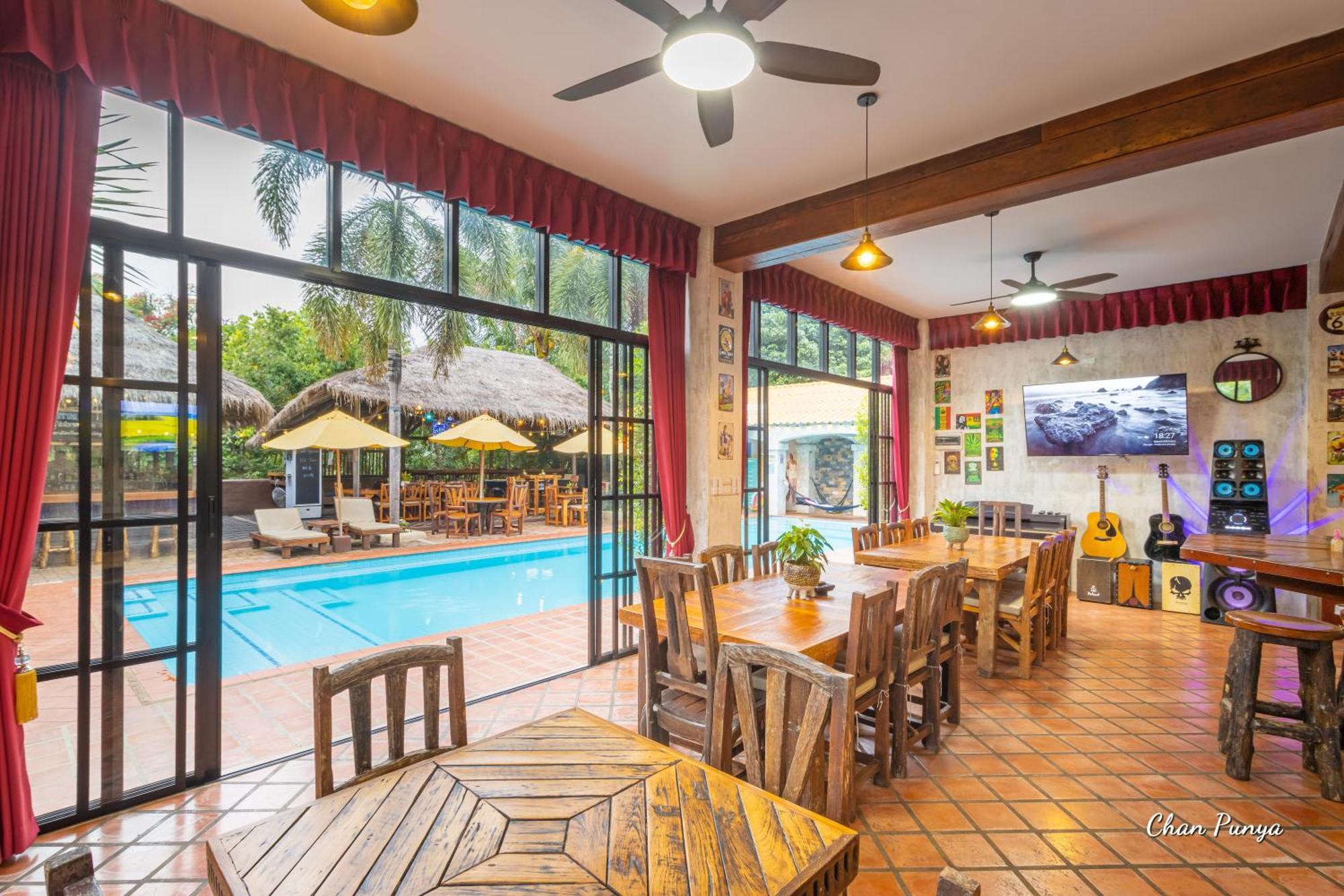 Baanpong Lodge San Kamphaeng Экстерьер фото